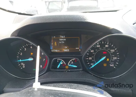 2018 Ford Escape Titanium z USA, uszkodzony, nr VIN 1FMCU9J96JUB97944